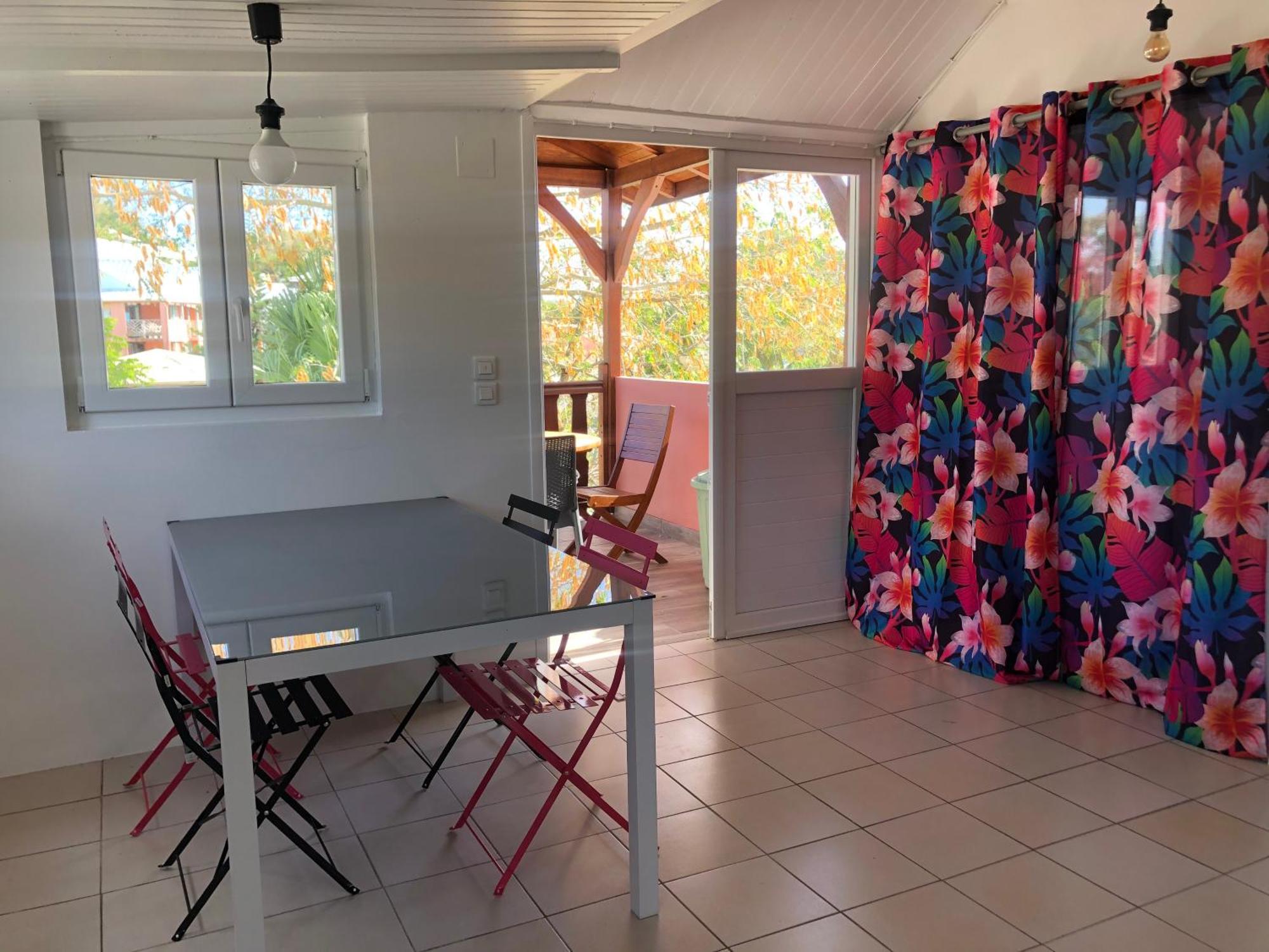 Beau T4 Refait A Neuf Proche Plage Sainte-Anne Exterior photo